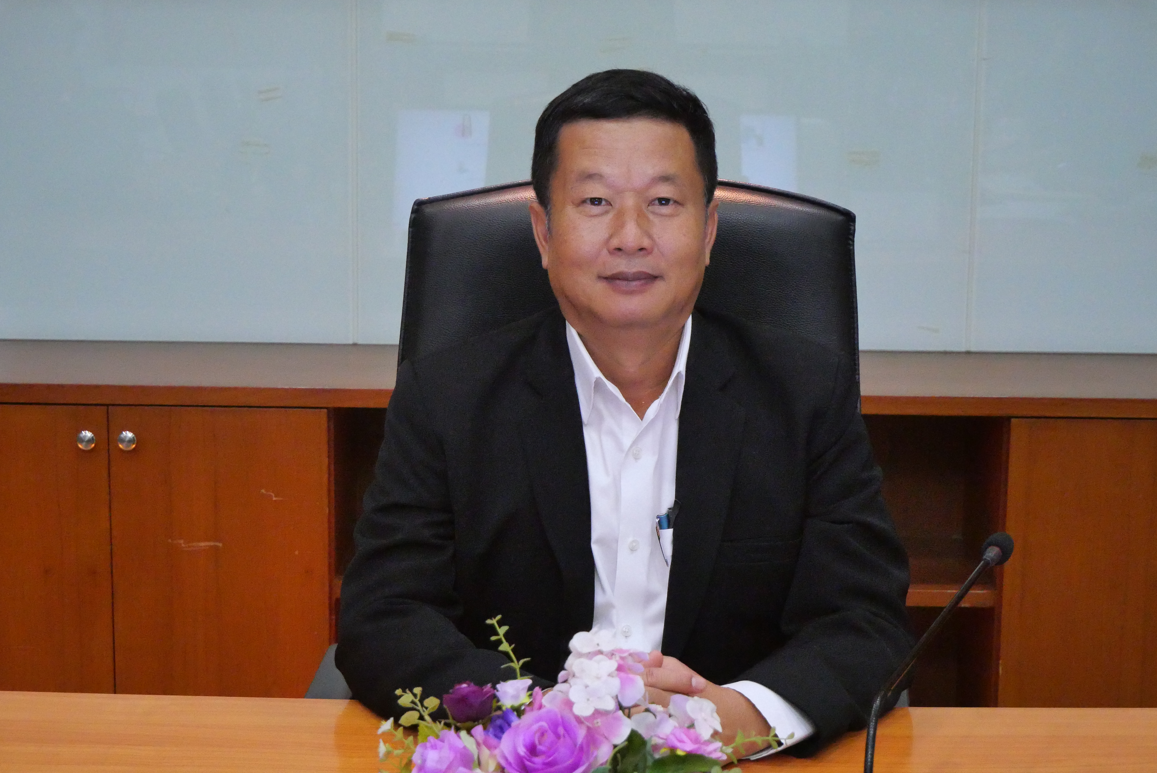 title - รองเลขาธิการ ส.ป.ก. เปิดการประชุมการสร้างความรู้ความเข้าใจ เรื่อง การคัดเลือกบุคคลให้ได้รับเงินเพิ่มสำหรับตำแหน่งที่มีเหตุพิเศษ ตำแหน่งนิติกร (พ.ต.ก.) สังกัด ส.ป.ก. ประจำปีงบประมาณ พ.ศ. 2569 